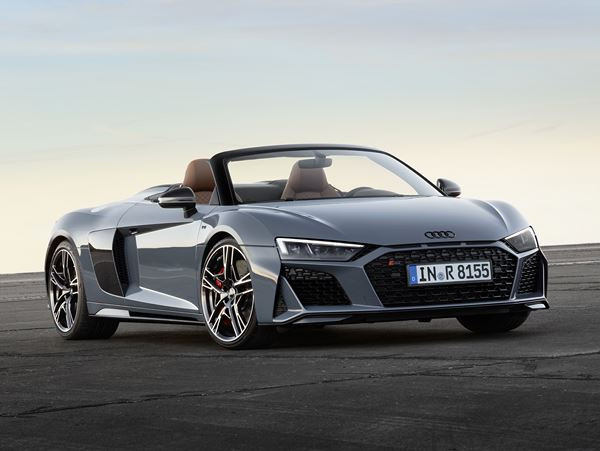 L'Audi R8 Spyder s'offre un design plus affûté et plus tendu