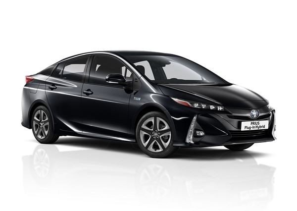 La Toyota Prius Hybride Rechargeable s'offre de très légères retouches