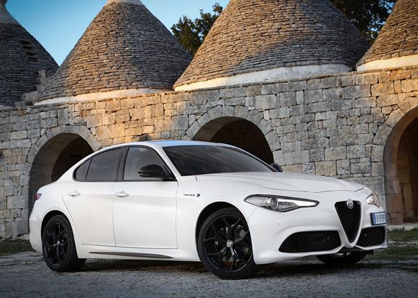 La berline sportive Alfa Romeo Giulia reçoit des améliorations technologiques