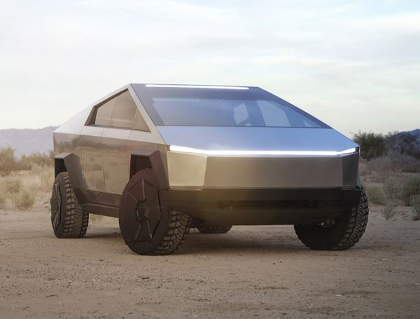 Tesla Cybertruck: un pick-up électrique au design lunaire