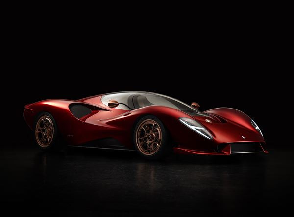 La De Tomaso P72 est propulsée par un V8 de 5.0 litres d'environ 700 ch