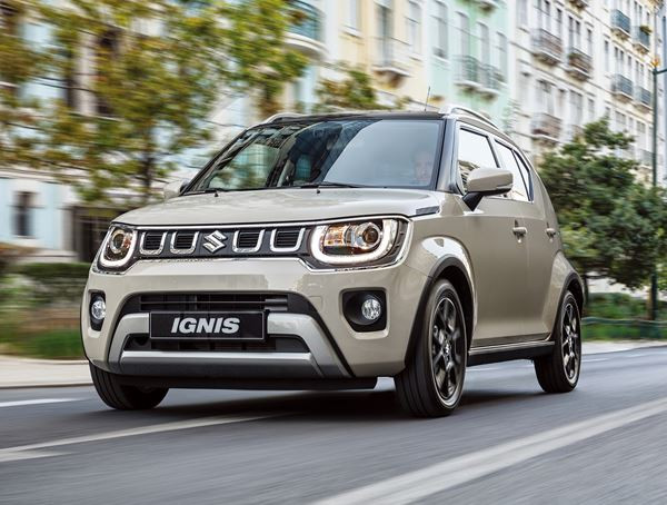 Le mini-SUV Suzuki Ignis restylé rehausse son style SUV