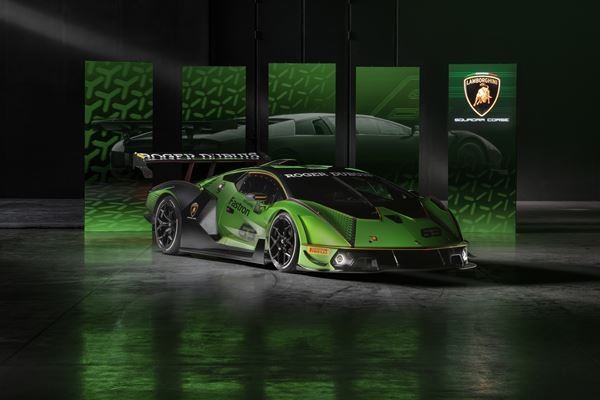 L'hypercar Lamborghini Essenza SCV12 embarque un V12 atmosphérique de 830 ch
