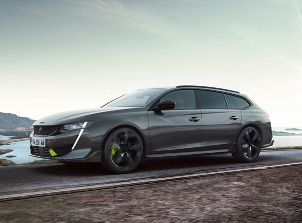 Le break radical 508 SW Peugeot Sport Engineered délivre 360 ch