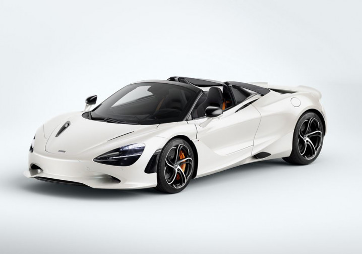 La McLaren 750S Spider est propulsée par un moteur V8 4.0 litres biturbo de 750 ch