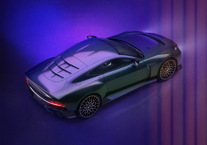 Aston Martin Valour : une édition spéciale exclusive à moteur V12 et transmission manuelle