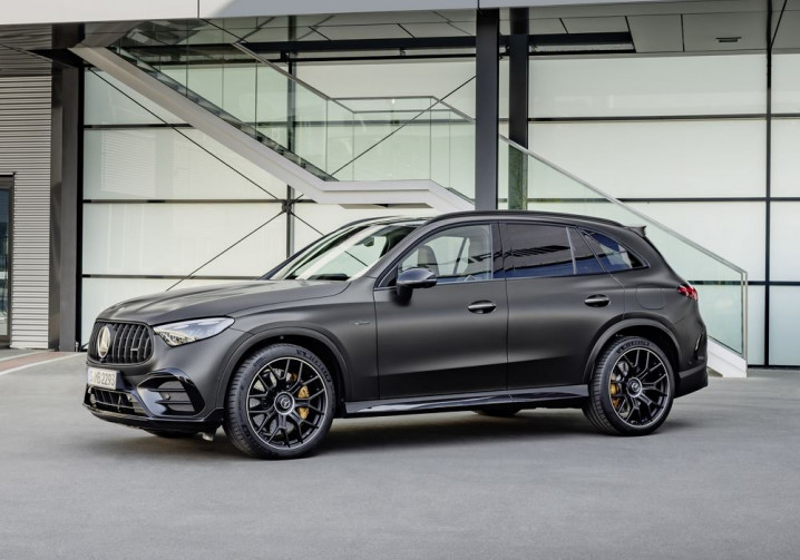 Le Mercedes-AMG GLC 63 S E Performance délivre une puissance combinée de 680 ch