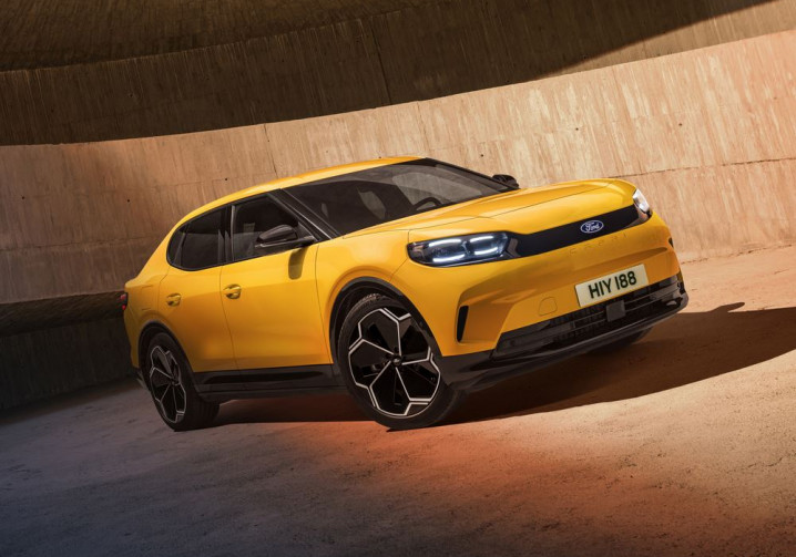 La Ford Capri se réinvente en SUV coupé de taille intermédiaire à propulsion électrique