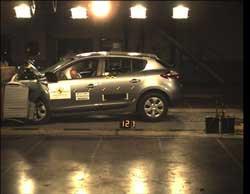 La nouvelle Renault Megane obtient les scores les plus élevés au crash test Euro NCAP