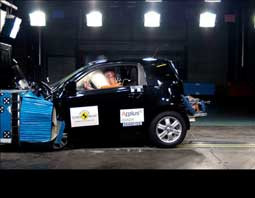 5 étoiles au crash test Euro NCAP pour la Toyota iQ