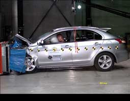 Le Mitsubishi Lancer obtient 5 étoiles au crash test Euro NCAP