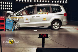 Cinq étoiles à l’Euro NCAP pour le nouveau Volkswagen Sharan
