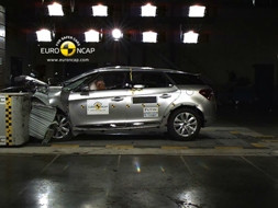 La Citroën DS5 obtient 5 étoiles au crash-tests Euro NCAP