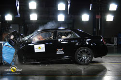 La Lancia Thema obtient cinq étoiles à l'Euro NCAP