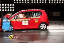 La Volkswagen up! obtient cinq étoiles aux crash-tests Euro NCAP