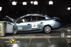 La Renault Fluence Z.E. obtient quatre étoiles sur cinq possibles à l'Euro NCAP