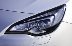 L’éclairage directionnel AFL d’Opel remporte un prix Advanced Euro NCAP