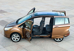 Les cadres de portes du Ford B-Max absorbent l’énergie