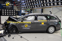 La Ford Mondeo obtient cinq étoiles aux crash-tests Euro NCAP
