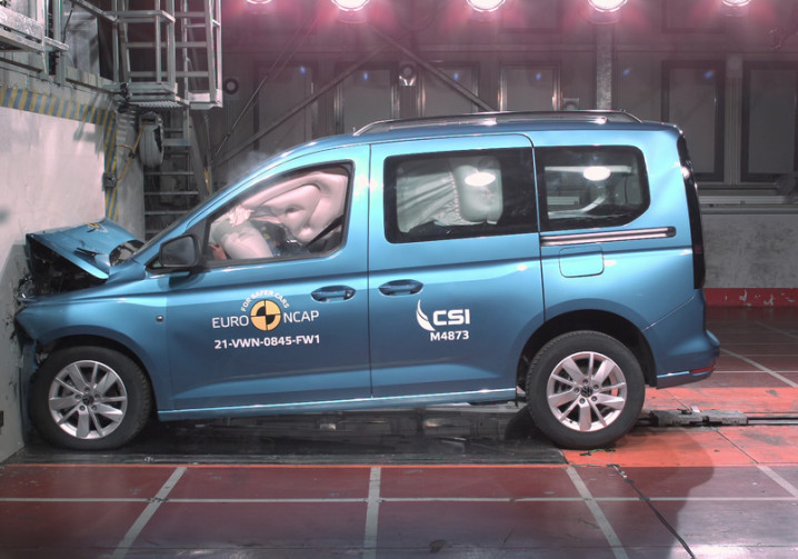 Le Ford Tourneo Connect crédité de cinq étoiles aux crash-tests Euro NCAP