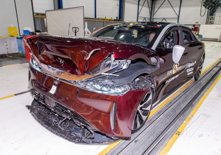 La berline électrique Lucid Air obtient cinq étoiles aux crash-tests Euro NCAP 2022