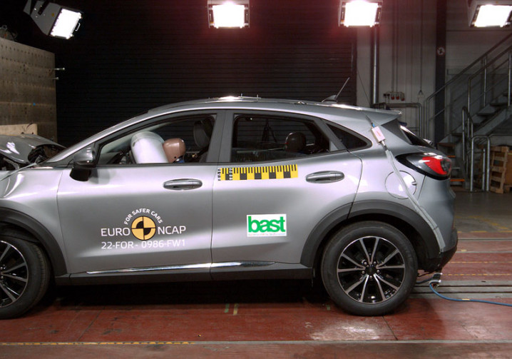 Le crossover Ford Puma obtient quatre étoiles sur cinq possibles aux crash-tests Euro NCAP 2022