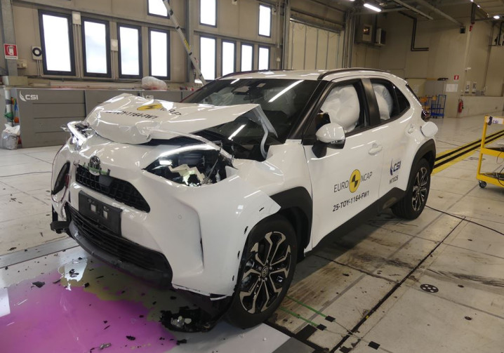 Le crossover urbain Toyota Yaris Cross obtient quatre étoiles sur cinq étoiles aux crash-tests Euro NCAP 2025