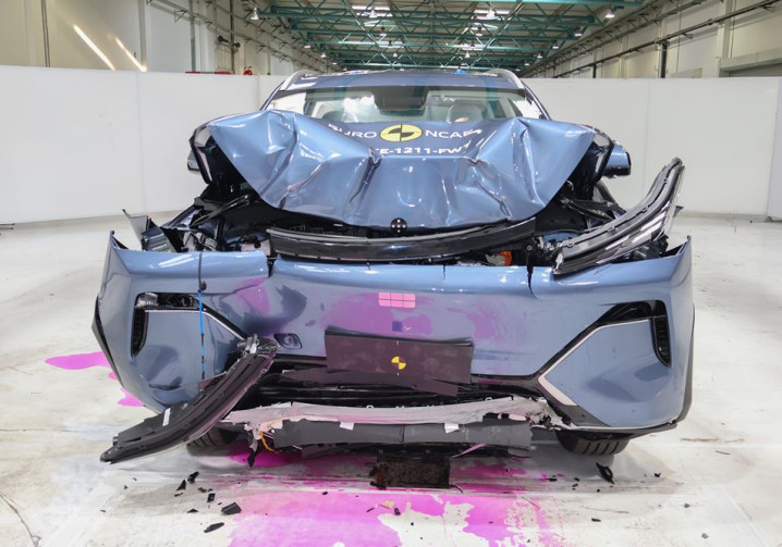 Le SUV Geely Starray EM-i obtient cinq étoiles aux crash-tests Euro NCAP 2025