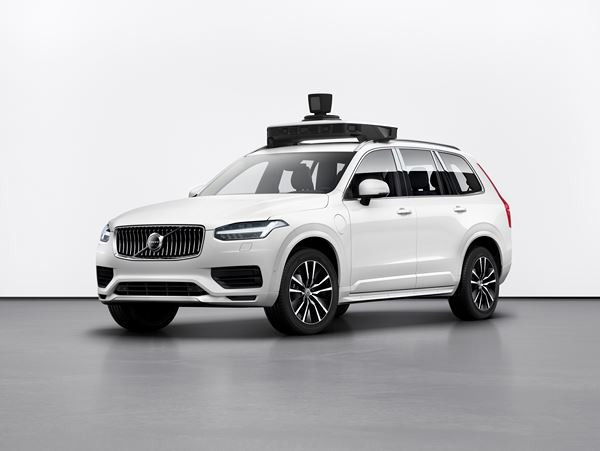 Un Volvo XC90 avec technologie Uber prêt pour la conduite autonome supervisée