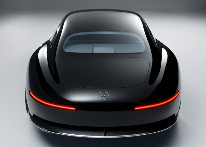 Le showcar Mercedes-Benz Vision Iconic incarne l'essence de Mercedes-Benz pour une nouvelle ère
