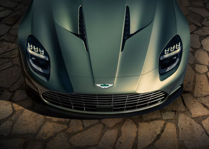 L'Aston Martin Vanquish Volante embarque un V12 bi-turbo de 835 ch