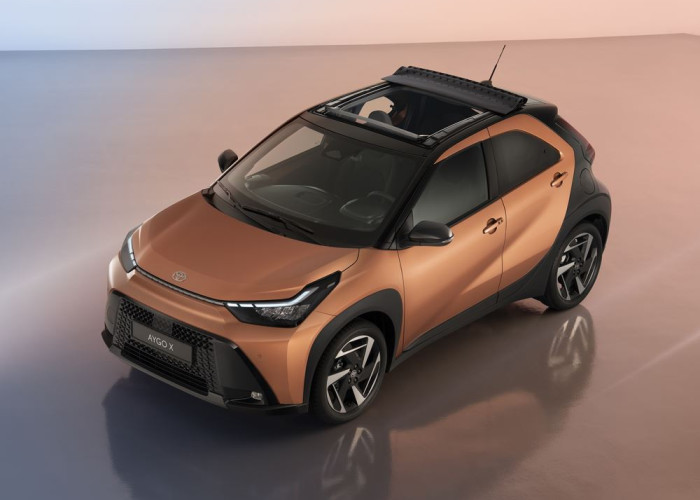 Le crossover urbain Toyota Aygo X hybride passe à l'hybride auto-rechargeable