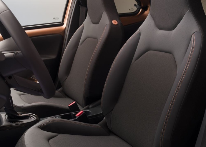 Le crossover urbain Toyota Aygo X hybride passe à l'hybride auto-rechargeable