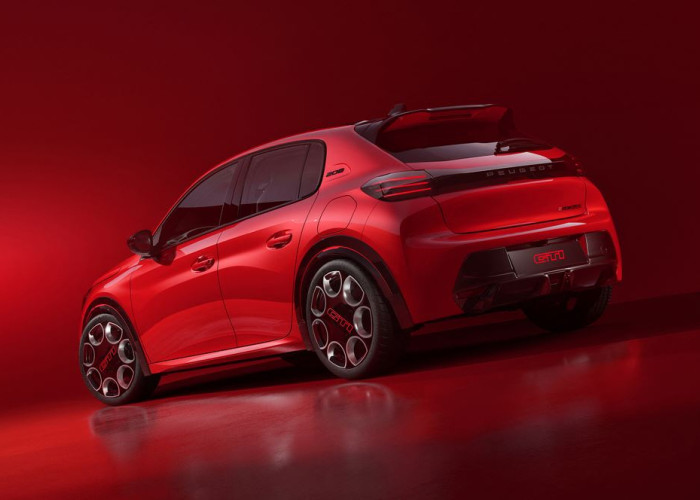 La Peugeot E-208 GTi embarque un moteur électrique de 280 ch