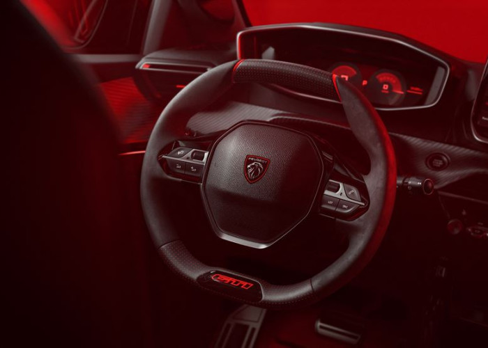 La Peugeot E-208 GTi embarque un moteur électrique de 280 ch