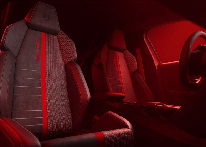 La Peugeot E-208 GTi embarque un moteur électrique de 280 ch