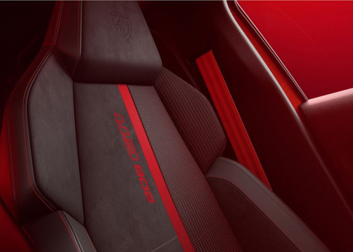 La Peugeot E-208 GTi embarque un moteur électrique de 280 ch