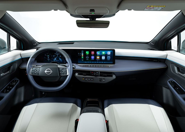 La Nissan Leaf électrique affiche un style fluide de crossover aérodynamique affûté