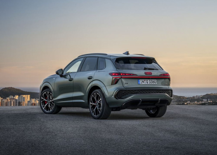 Le SUV compact Audi Q3 de troisième génération fixe de nouveaux standards en matière d'éclairage