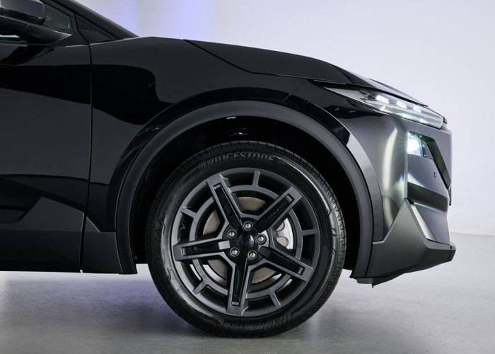 Le SUV compact électrique Subaru Uncharted revendique jusqu'à 585 km d'autonomie