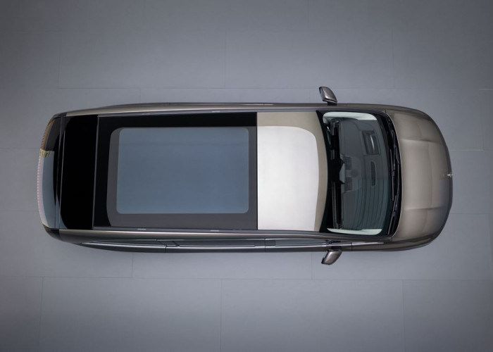 Le Mercedes VLE électrique combine une conduite de limousine et la polyvalence d'un grand monospace