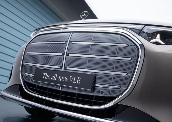 Le Mercedes VLE électrique combine une conduite de limousine et la polyvalence d'un grand monospace