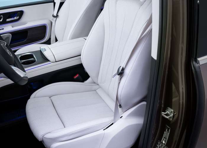 Le Mercedes VLE électrique combine une conduite de limousine et la polyvalence d'un grand monospace