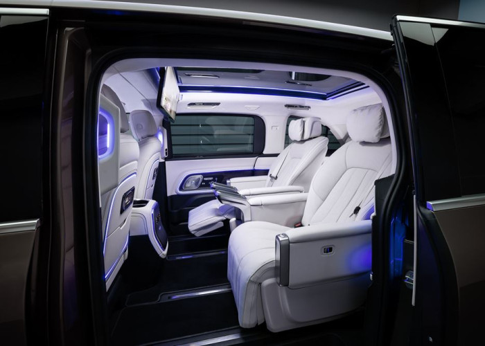 Le Mercedes VLE électrique combine une conduite de limousine et la polyvalence d'un grand monospace