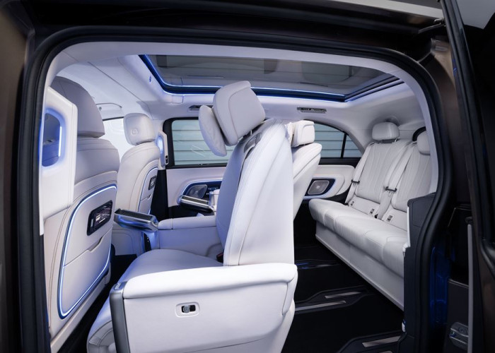 Le Mercedes VLE électrique combine une conduite de limousine et la polyvalence d'un grand monospace