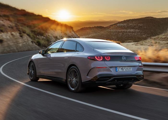 La Mercedes-Benz Classe C se réinvente pour l'ère électrique