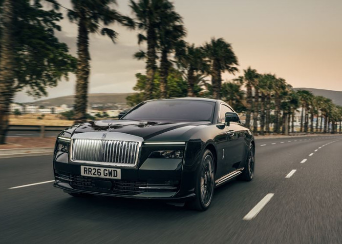 La Rolls-Royce Spectre Série II électrique bénéficie d'une série d'améliorations techniques