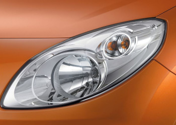 Les pièces automobiles d'occasion sont près de 76,6 % moins chère que les neuves