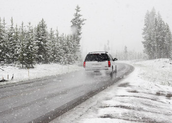 Des conseils pour conduire l'hiver lors des vagues de froid