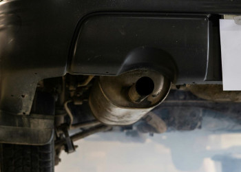 Les véhicules de plus de 10 ans présentent le plus de défaillances liées à la pollution lors du contrôle technique